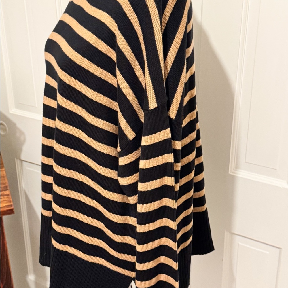 J. Crew Preppy Oversized Striped Black and Tan Sweater Cotton Sz L NWT - Picture 2 of 9